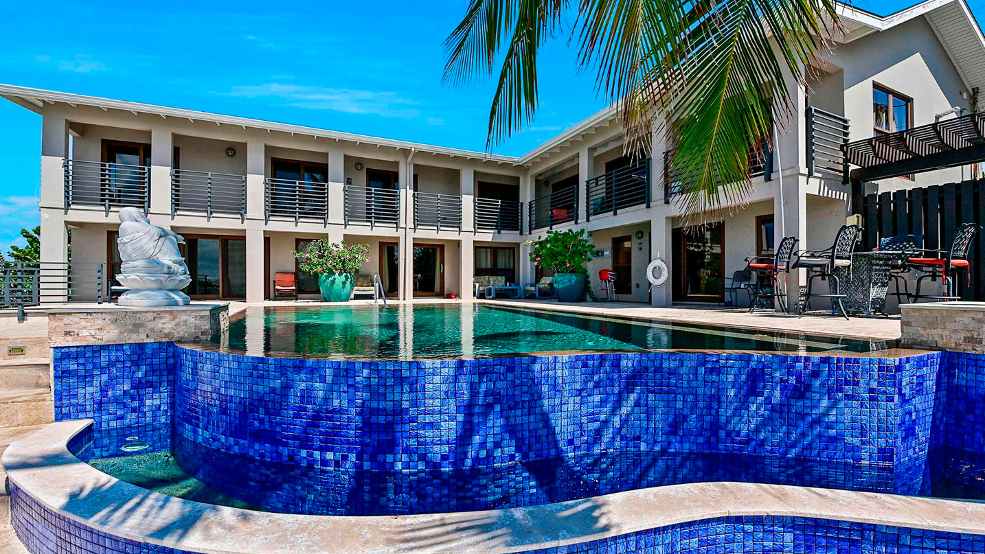 Rental Cayman Islands Seven Mile View Condo