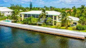 Snug Harbour View Condo, Grand Cayman Condos